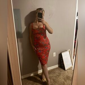Short dress !